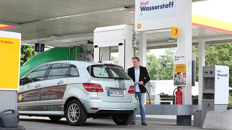 德国3月份燃油价格高企 上涨幅度创50年最高纪录